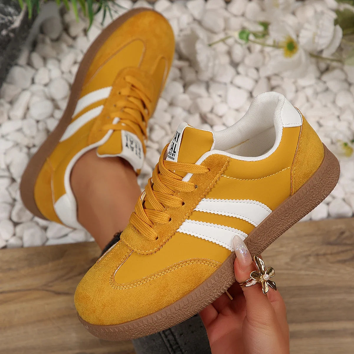 Dames instapsneakers met patchwork