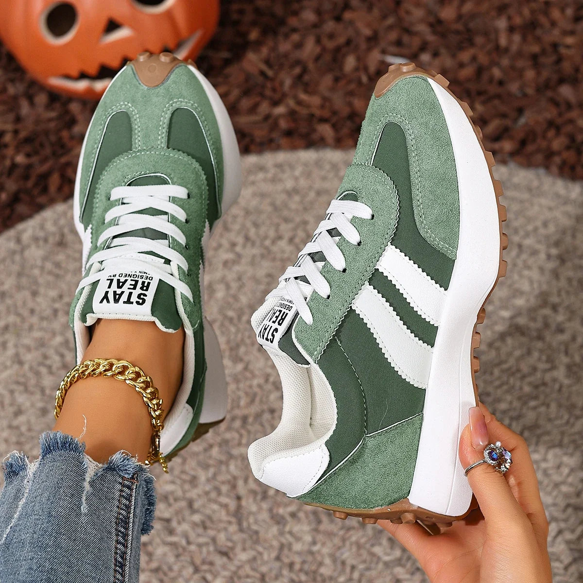 Dames platte sneakers, retro