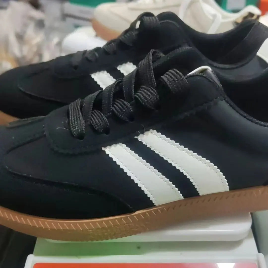 Dames instapsneakers met patchwork