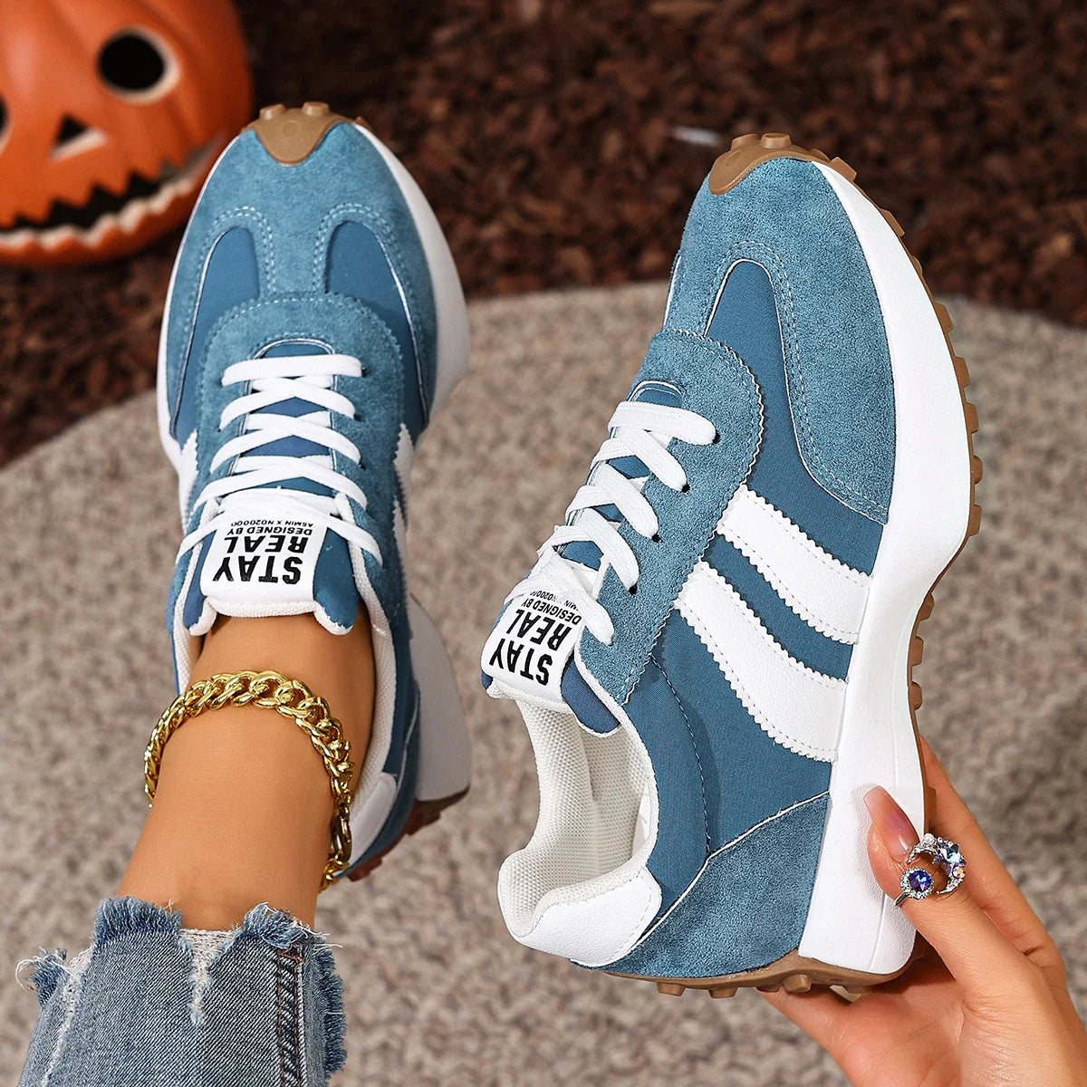 Dames platte sneakers, retro